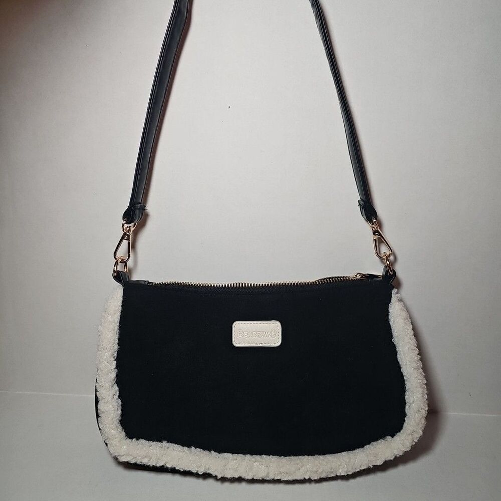 Bearpaw Suede Sherpa Purse Black Cream Fur Strap Zipper Closure Shoulder Bag